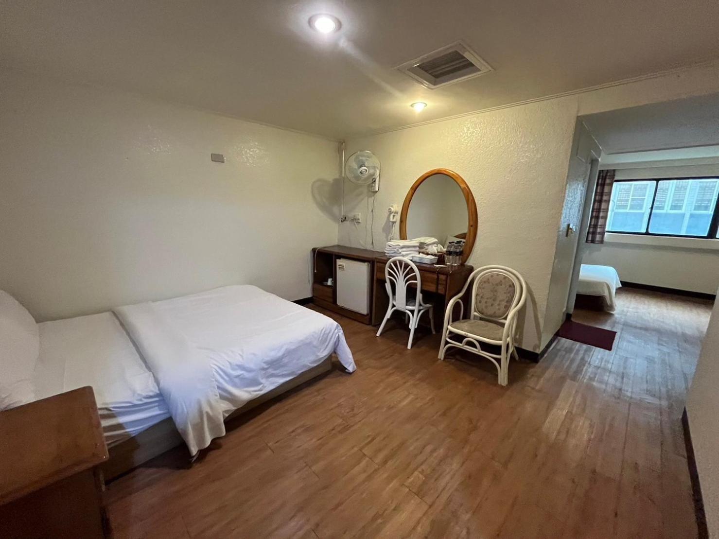 Tzu Chi Hotel Pingtung Eksteriør billede